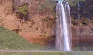 seljalandsfoss.jpg