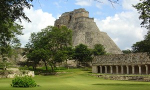 uxmal 1.jpg