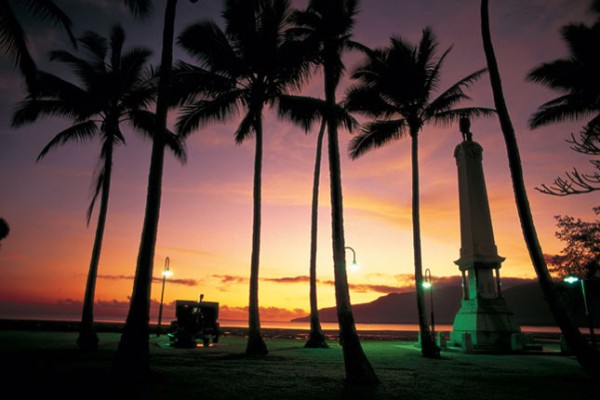 cairns-city_night.jpg