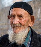 Uzbekistan-Faces-of-nation-Creative-Commons-by-Gusjer@flickr1.jpg
