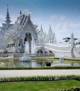 Wat-Rong-Khun-Temple-Chiang-Rai-Thailand-1.jpg