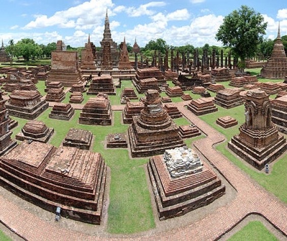 Sukhothai-Historical-Park.jpg