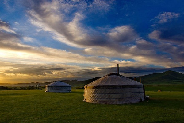 Mongolia-Orkhon-valley-Early-morning-Creative-Commons-by-Scott-Presly@flickr.jpg