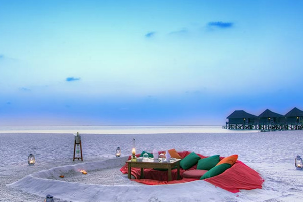 kuredu-island-resort-maldives.png