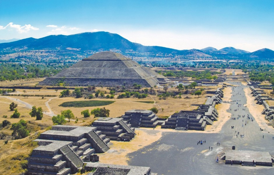 teotihuacan-shutterstock-4415698-rgb@6333@591ab8594e938.jpg